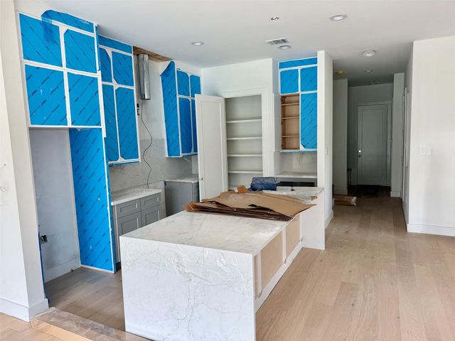 3909 Driscoll Street, Houston, TX 77098