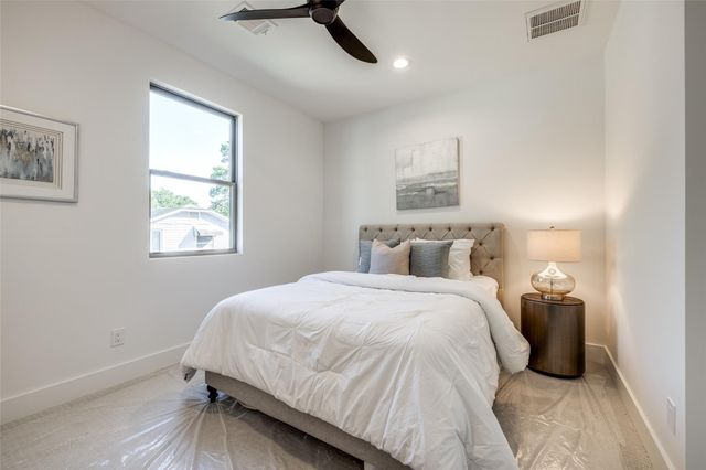 3909 Driscoll Street, Houston, TX 77098