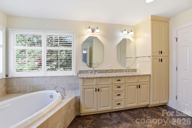 3325 Tilley Morris Road, Matthews, NC 28105