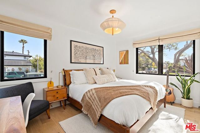 7803 Vicksburg Avenue, Los Angeles, CA 90045
