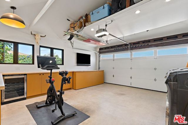 7803 Vicksburg Avenue, Los Angeles, CA 90045