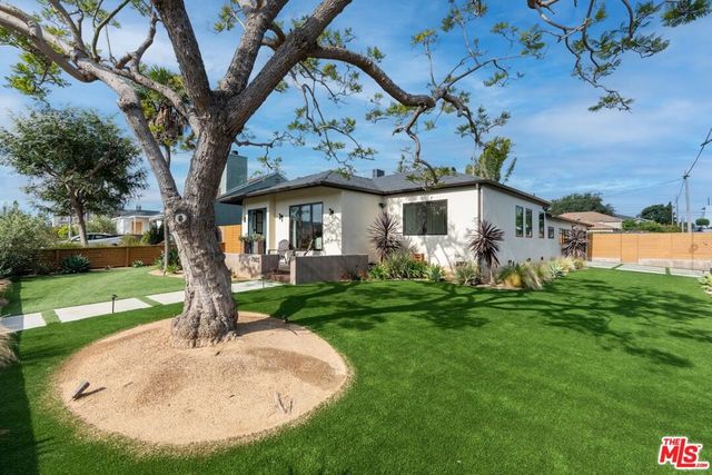 7803 Vicksburg Avenue, Los Angeles, CA 90045
