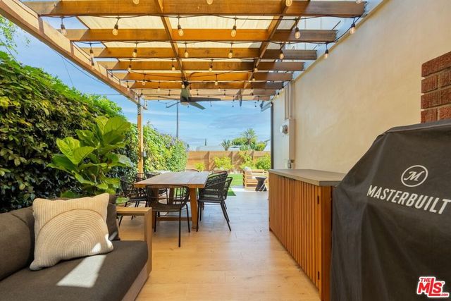 7803 Vicksburg Avenue, Los Angeles, CA 90045