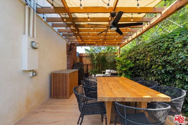 7803 Vicksburg Avenue, Los Angeles, CA 90045