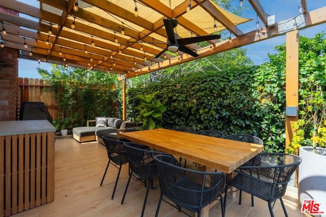 7803 Vicksburg Avenue, Los Angeles, CA 90045