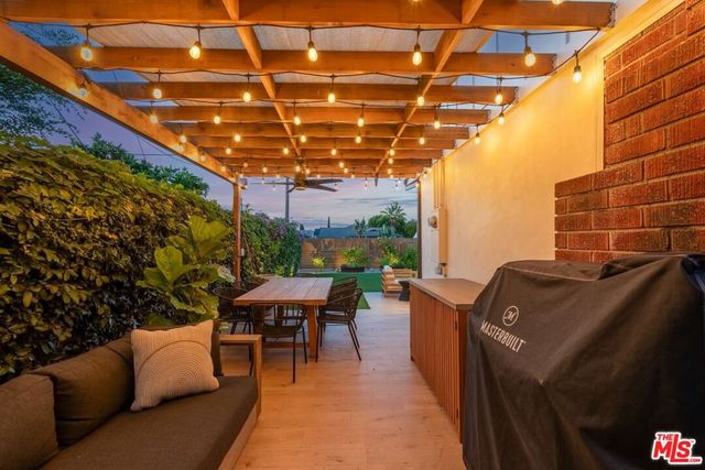 7803 Vicksburg Avenue, Los Angeles, CA 90045