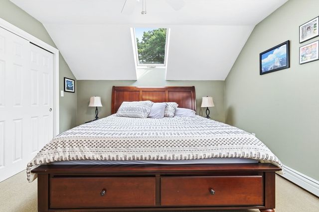 23 Ashley Ln, Acushnet, MA 02743