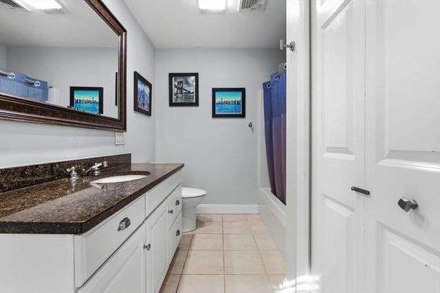 23 Ashley Ln, Acushnet, MA 02743