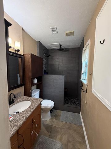 103 Spanish Trace Street, Crosby, TX 77532