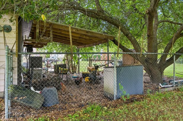 103 Spanish Trace Street, Crosby, TX 77532