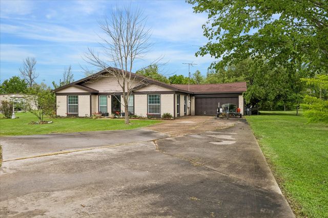 103 Spanish Trace Street, Crosby, TX 77532