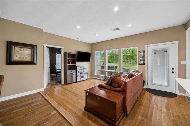 103 Spanish Trace Street, Crosby, TX 77532