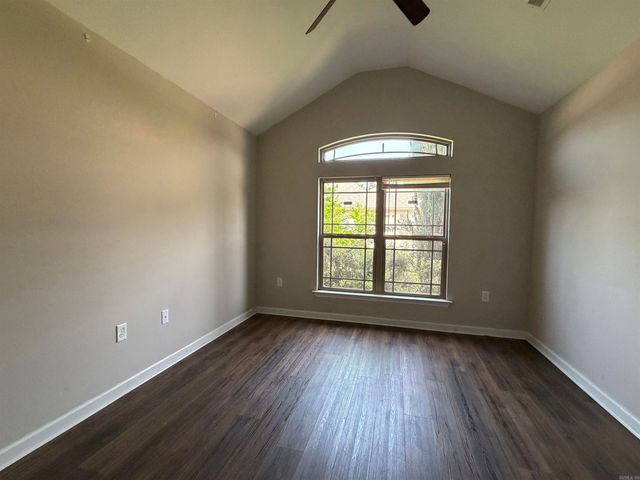 1065 Skyline Drive, Alexander, AR 72002