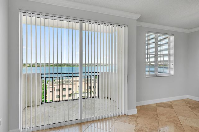 616 Clearwater Park Road 913, West Palm Beach, FL 33401