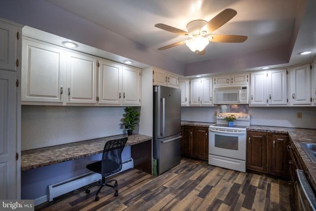 2107 CIRCLEVILLE RD, State College, PA 16803