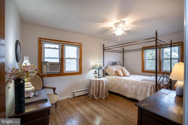 2107 CIRCLEVILLE RD, State College, PA 16803