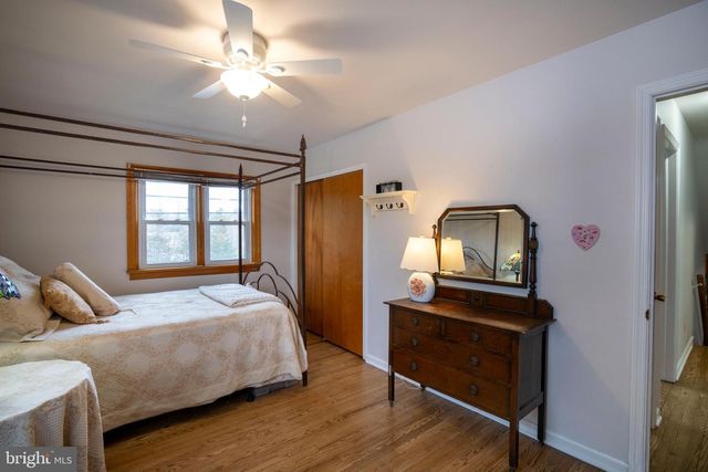 2107 CIRCLEVILLE RD, State College, PA 16803