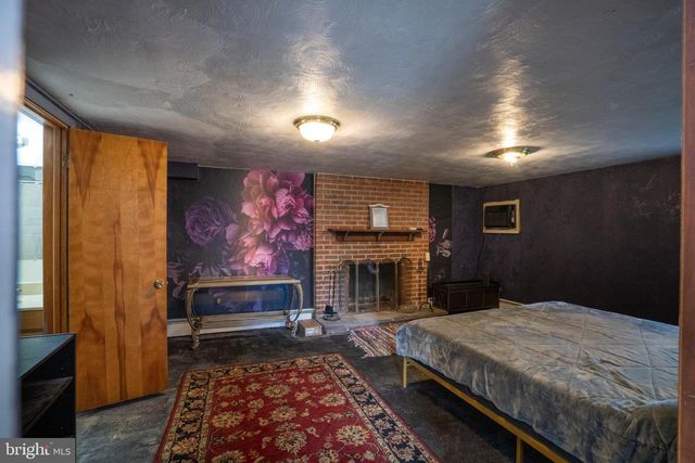 2107 CIRCLEVILLE RD, State College, PA 16803