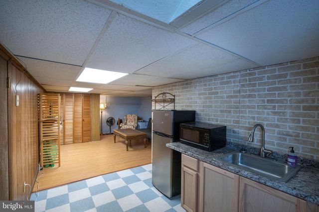 2107 CIRCLEVILLE RD, State College, PA 16803