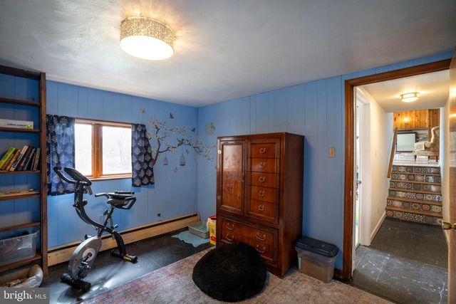 2107 CIRCLEVILLE RD, State College, PA 16803