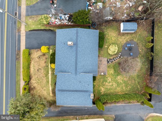 2107 CIRCLEVILLE RD, State College, PA 16803