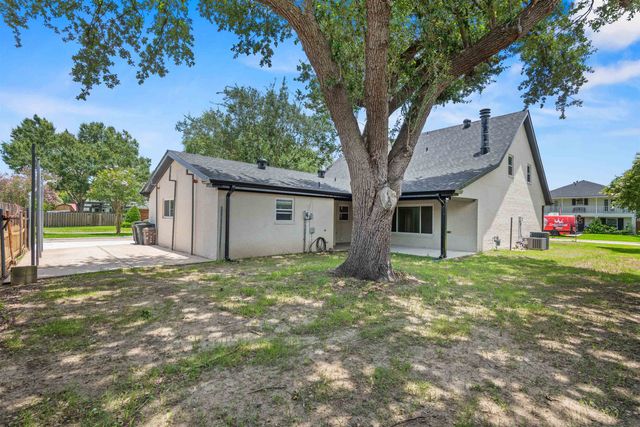 200 Raywood Dr, Houma, LA 70360