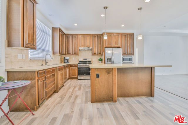 3595 Santa Fe Avenue 115, Long Beach, CA 90810