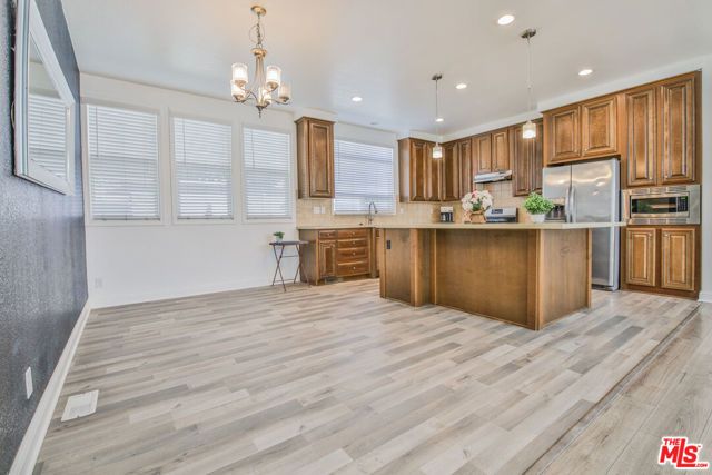 3595 Santa Fe Avenue 115, Long Beach, CA 90810