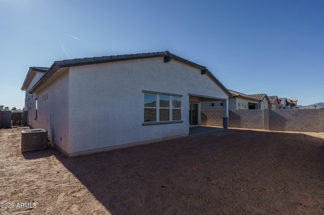 18726 W WESTVIEW Street, Litchfield Park, AZ 85340
