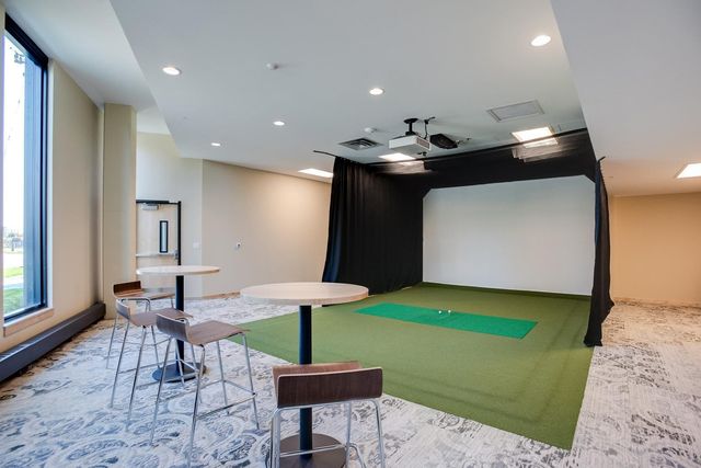 1240 S 2nd Street 1202, Minneapolis, MN 55415