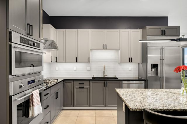 1240 S 2nd Street 1202, Minneapolis, MN 55415