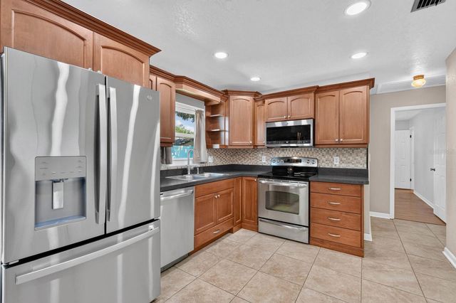 68 RAINTREE DRIVE, Port Orange, FL 32127