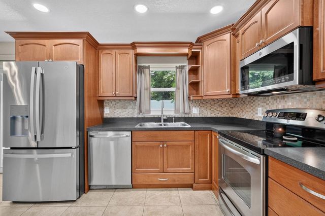 68 RAINTREE DRIVE, Port Orange, FL 32127