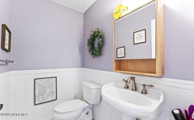 15 Weller Place, Holmdel, NJ 07733