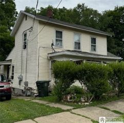 31 Hazzard Street, Jamestown, NY 14701