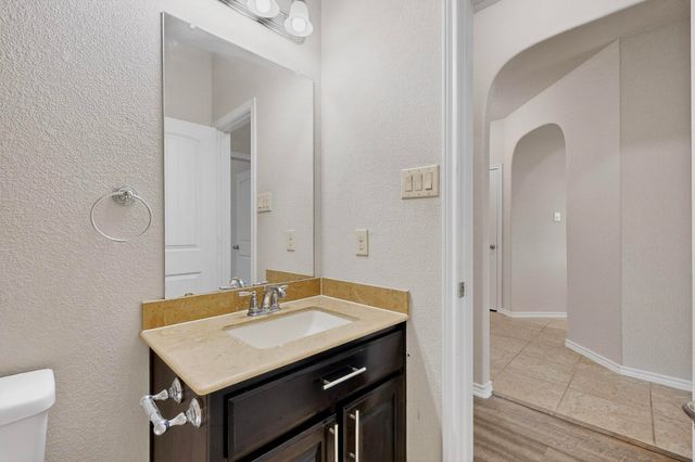 9505 Cypress Lake Drive, Fort Worth, TX 76036