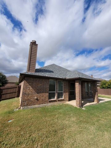 9505 Cypress Lake Drive, Fort Worth, TX 76036