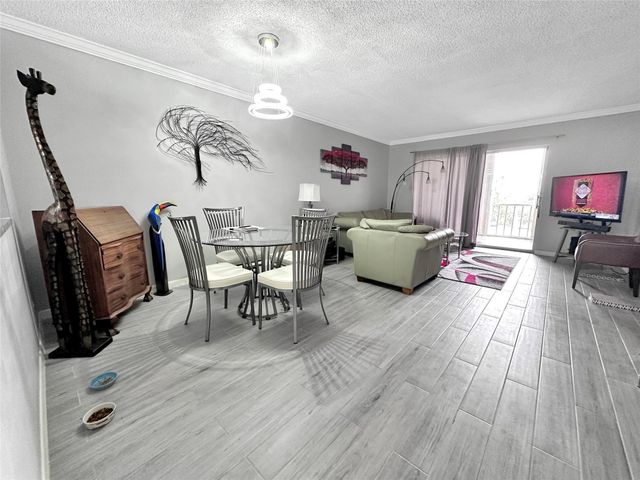 1005 Country Club Drive 404, Margate, FL 33063