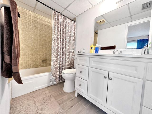 1005 Country Club Drive 404, Margate, FL 33063