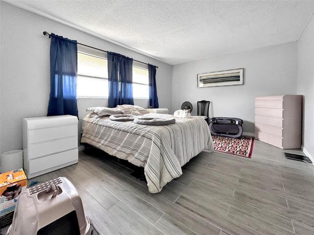 1005 Country Club Drive 404, Margate, FL 33063