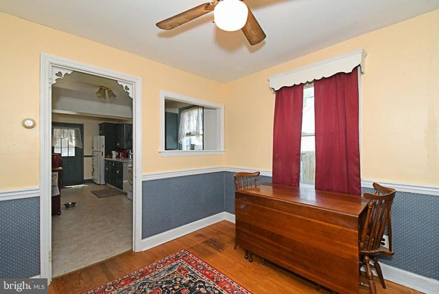 385 E MAGNOLIA DR, Morrisville, PA 19067