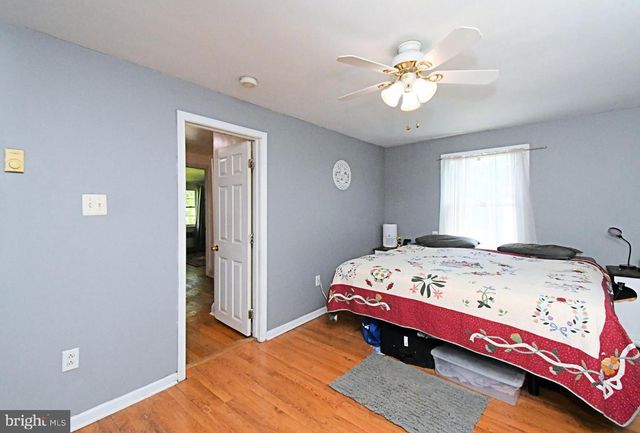 385 E MAGNOLIA DR, Morrisville, PA 19067
