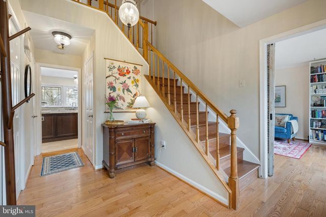 1439 MILLIKENS BEND RD, Herndon, VA 20170