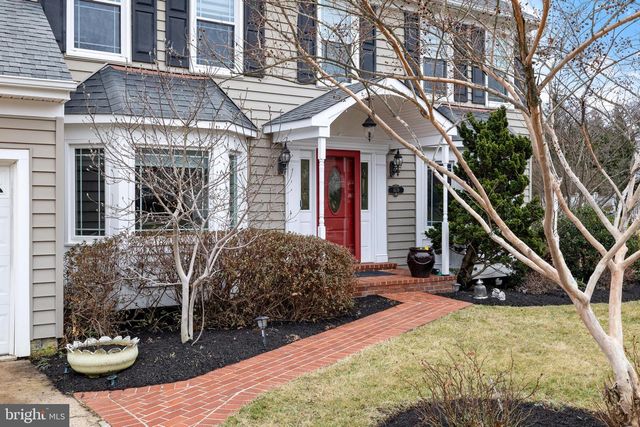 1439 MILLIKENS BEND RD, Herndon, VA 20170