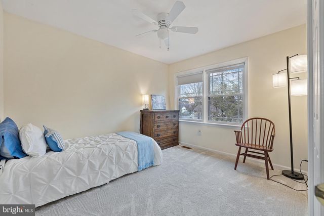 1439 MILLIKENS BEND RD, Herndon, VA 20170