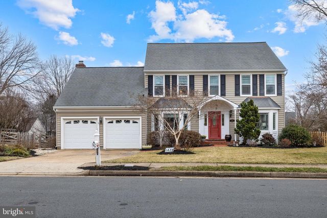 1439 MILLIKENS BEND RD, Herndon, VA 20170