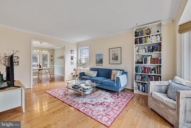 1439 MILLIKENS BEND RD, Herndon, VA 20170