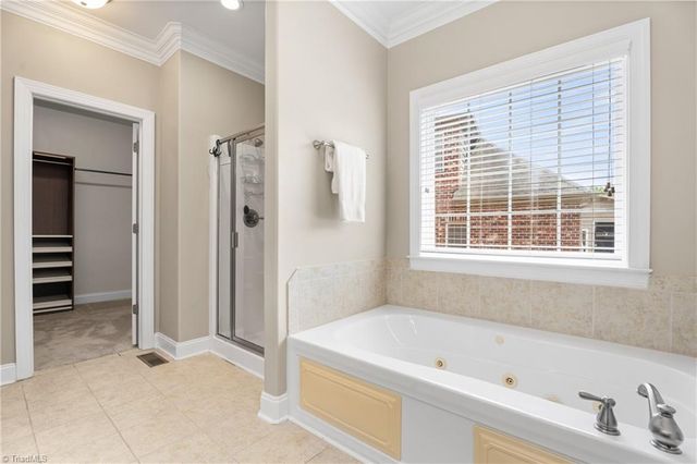 740 Clemmons Crossing Court, Clemmons, NC 27012
