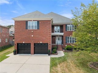 740 Clemmons Crossing Court, Clemmons, NC 27012