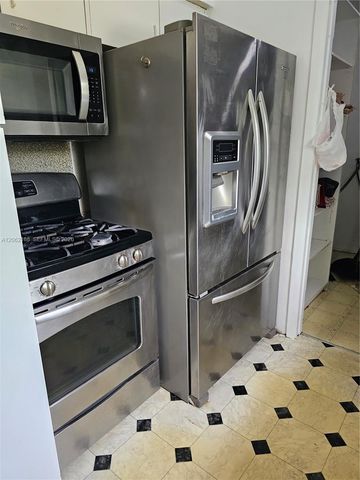 648 E 28th Street, Hialeah, FL 33013